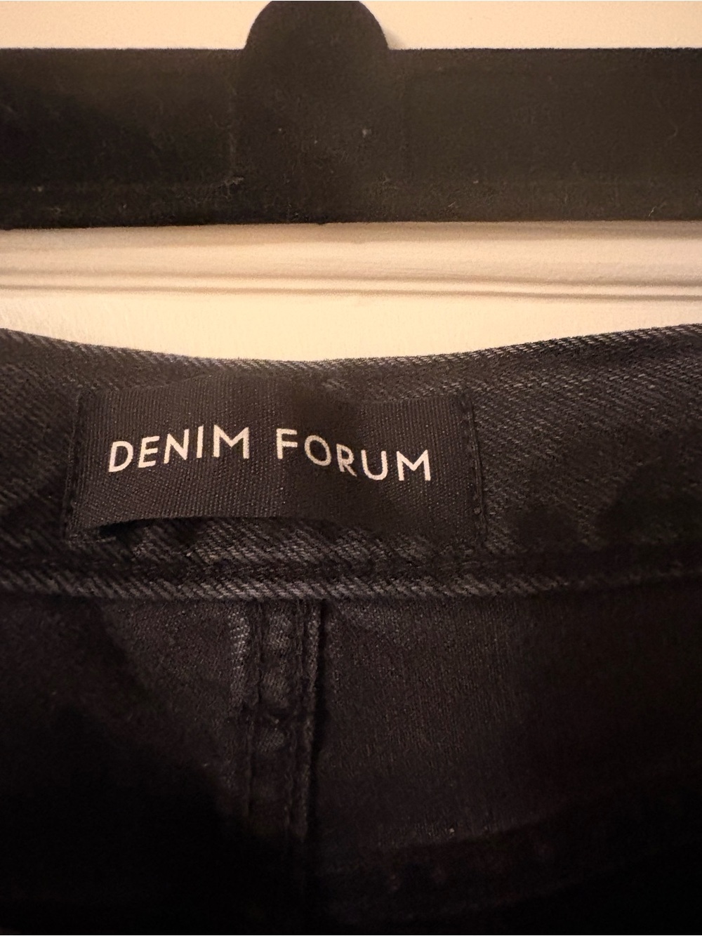 Denim Forum - Aritzia - Farrah Hi Rise Wide - Picture 2 of 5